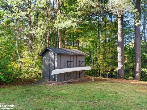 18 Wilshier Boulevard Bracebridge ON P1L 1K9