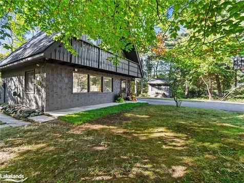 18 Wilshier Boulevard Bracebridge ON P1L 1K9