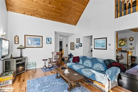 5202 Kelly Road Hamilton ON K0K 2E0