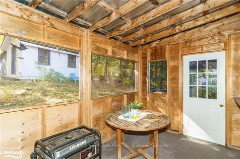 31 Hilltop Drive Huntsville ON P1H 1C5