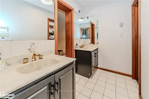 1184 Mortimers Point Road N/a Muskoka Lakes ON P0B 1J0