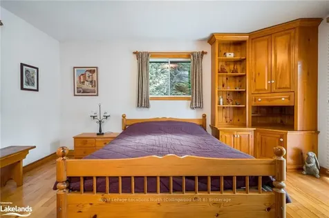 187 Bay Street N/a E Blue Mountains ON N0H 2P0