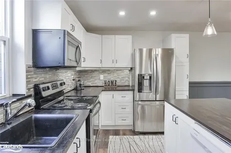 63 Spencer Street Bracebridge ON P1L 1E2