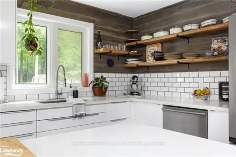 100 Meadow Heights Drive Bracebridge ON P1L 1A4