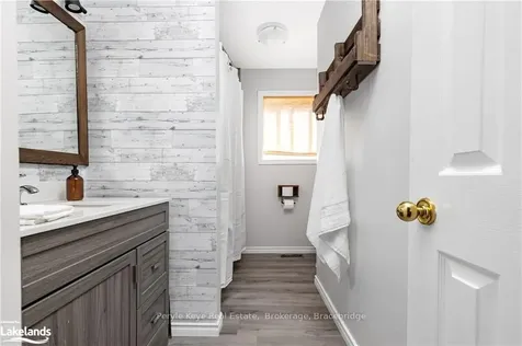 100 Meadow Heights Drive Bracebridge ON P1L 1A4