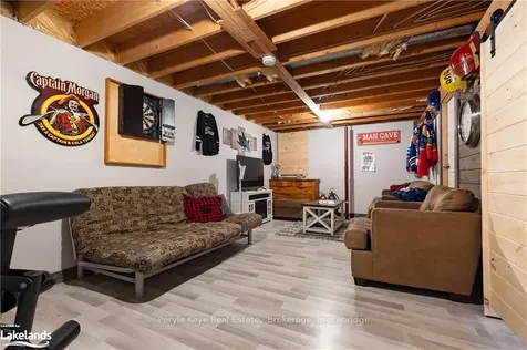 100 Meadow Heights Drive Bracebridge ON P1L 1A4