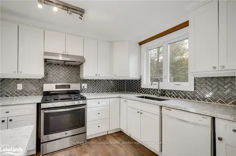 151 Pratt Crescent Gravenhurst ON P1P 1P5