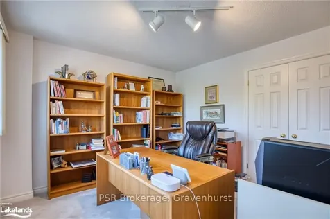 101 Greengable Way Kitchener ON N2N 3B1