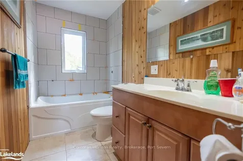 448 Kings Farm Road Georgian Bay ON L0K 1S0