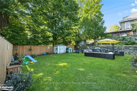 18 Rosetta Street Parry Sound ON P2A 1G4