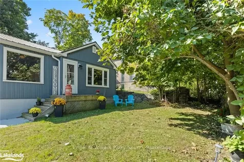 18 Rosetta Street Parry Sound ON P2A 1G4