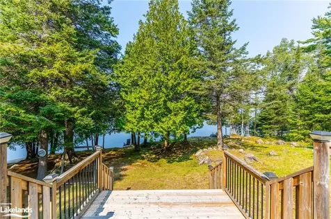 1015 Sahara Trail Dysart Et Al ON K0M 1S0