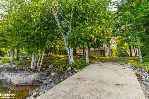 1015 Sahara Trail Dysart Et Al ON K0M 1S0