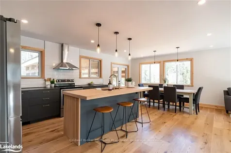 323 Lynx Lake Road Huntsville ON P1H 2J3