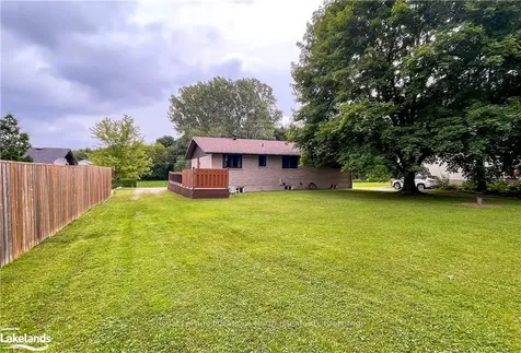 112 Greenfield Drive Meaford ON N4L 1W6