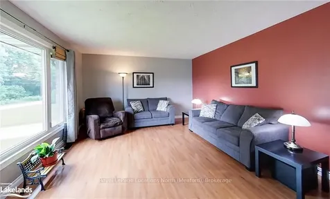 112 Greenfield Drive Meaford ON N4L 1W6