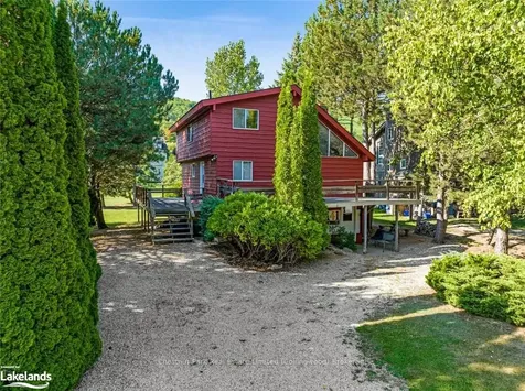 141 Carmichael Crescent Blue Mountains ON L9Y 0R2