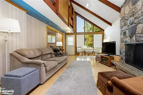 141 Carmichael Crescent Blue Mountains ON L9Y 0R2