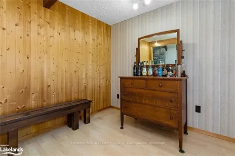 141 Carmichael Crescent Blue Mountains ON L9Y 0R2