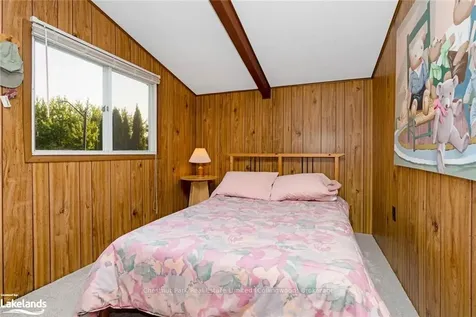 141 Carmichael Crescent Blue Mountains ON L9Y 0R2