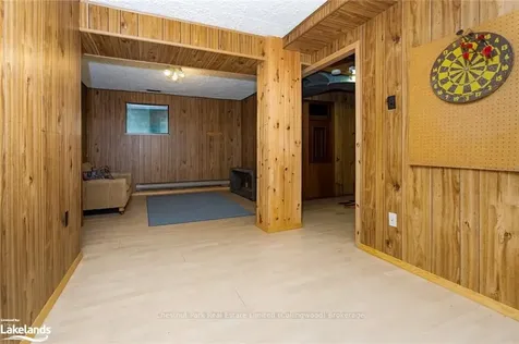 141 Carmichael Crescent Blue Mountains ON L9Y 0R2