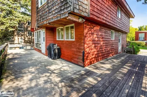 141 Carmichael Crescent Blue Mountains ON L9Y 0R2