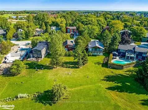 141 Carmichael Crescent Blue Mountains ON L9Y 0R2