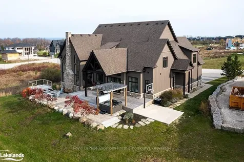 122 Maryward Crescent Blue Mountains ON N0H 1J0