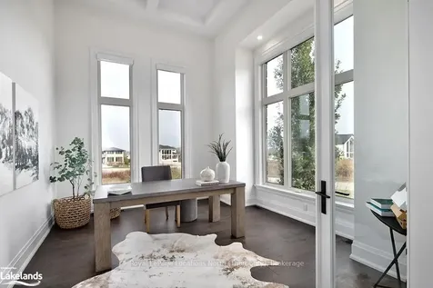 122 Maryward Crescent Blue Mountains ON N0H 1J0