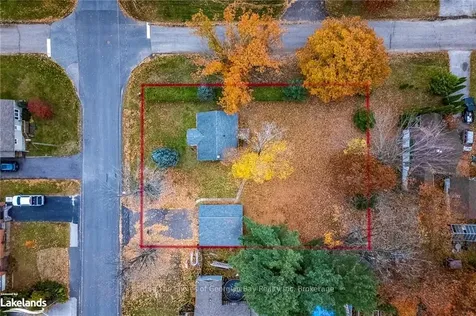 381 David Street E Gravenhurst ON P1P 1L9