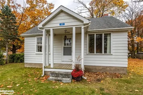 381 David Street E Gravenhurst ON P1P 1L9