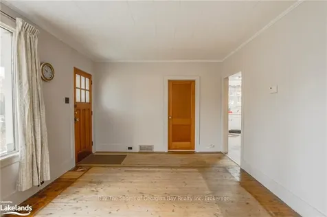 381 David Street E Gravenhurst ON P1P 1L9