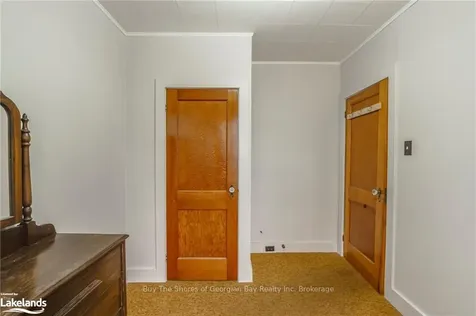 381 David Street E Gravenhurst ON P1P 1L9