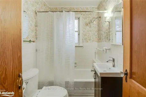 381 David Street E Gravenhurst ON P1P 1L9