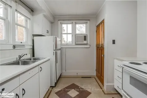 381 David Street E Gravenhurst ON P1P 1L9