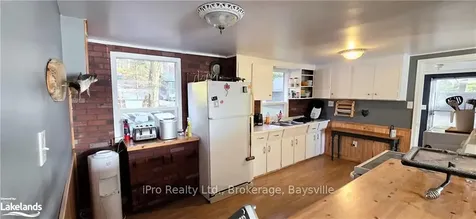 1229 Clearwater Lake Road Huntsville ON P0B 1L0