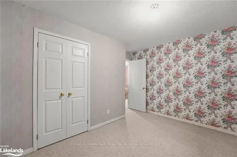 1673 Barry Line Road Algonquin Highlands ON K0M 1J1