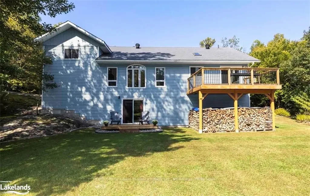 33 Pineridge Drive Mcdougall ON P2A 2W9
