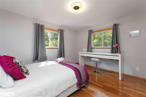 33 Pineridge Drive Mcdougall ON P2A 2W9