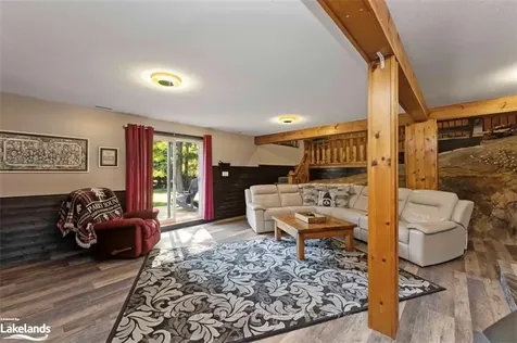 33 Pineridge Drive Mcdougall ON P2A 2W9
