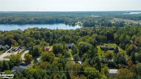 33 Pineridge Drive Mcdougall ON P2A 2W9