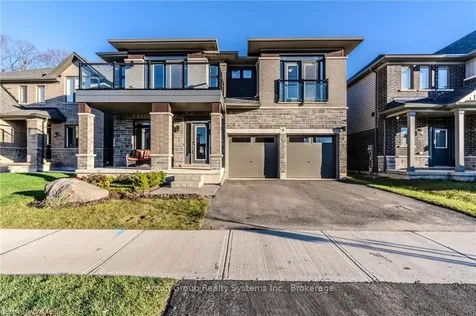 9 Whitton Drive Brantford ON N3T 0T6