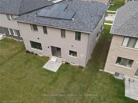 9 Whitton Drive Brantford ON N3T 0T6