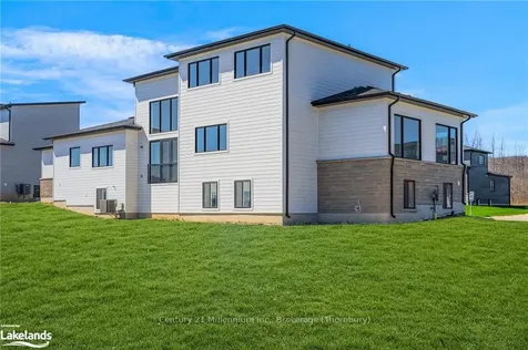 Lot 32 Sladden Court Blue Mountains ON N0H 2P0