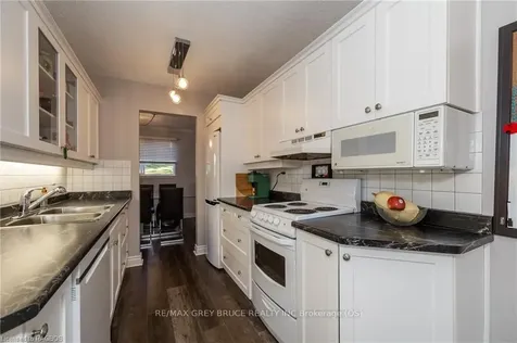 99 Laurie Crescent Owen Sound ON N4K 6C3