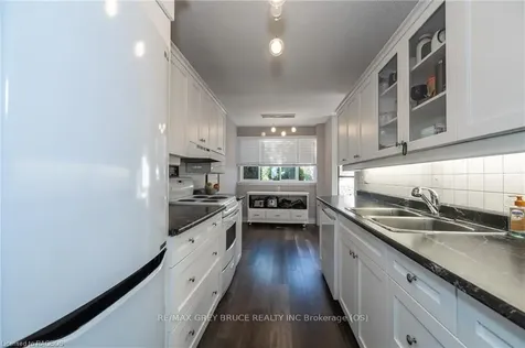 99 Laurie Crescent Owen Sound ON N4K 6C3