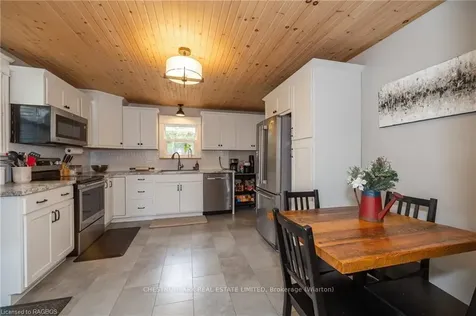 225 Palmerston Street Saugeen Shores ON N0H 2L0
