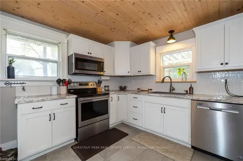 225 Palmerston Street Saugeen Shores ON N0H 2L0