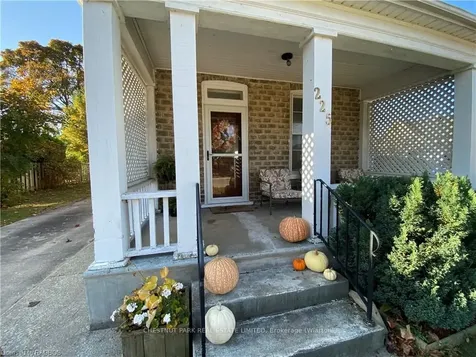 225 Palmerston Street Saugeen Shores ON N0H 2L0