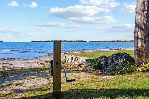 18 Bartley Lane South Bruce Peninsula ON N0H 2T0